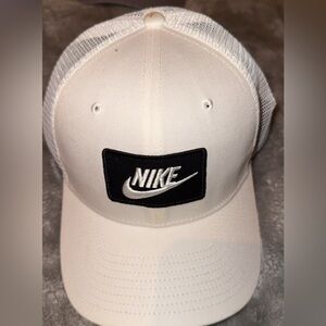 Nike White Hat